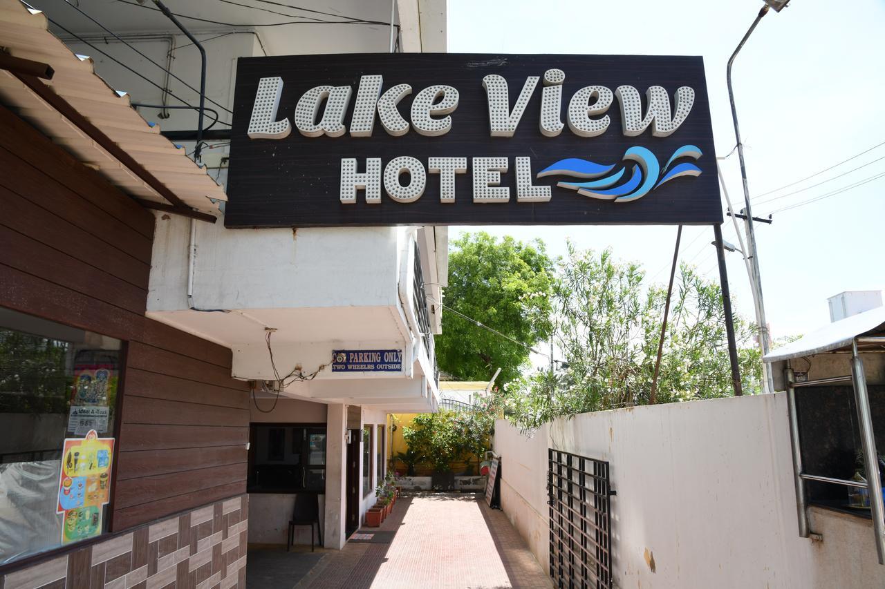 Lake View Hotel Madurai Exteriör bild